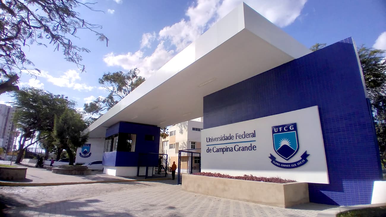 Fachada da UFCG